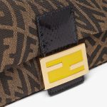 Fendi Baguette 1997 Mini Brown Jacquard FF Vertigo Bag - Image 4